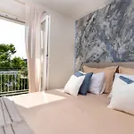 Yukka Comfor Center Hvar With Parking
